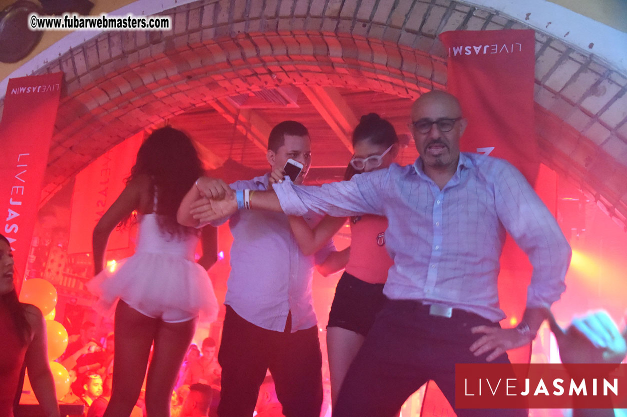 LIVEJASMIN Candy, Closing Party