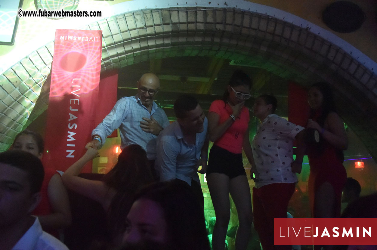 LIVEJASMIN Candy, Closing Party