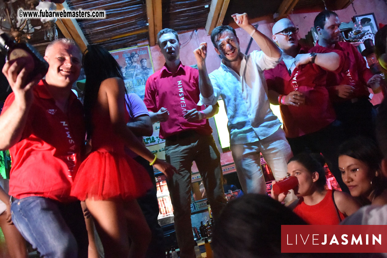 LIVEJASMIN Candy, Closing Party