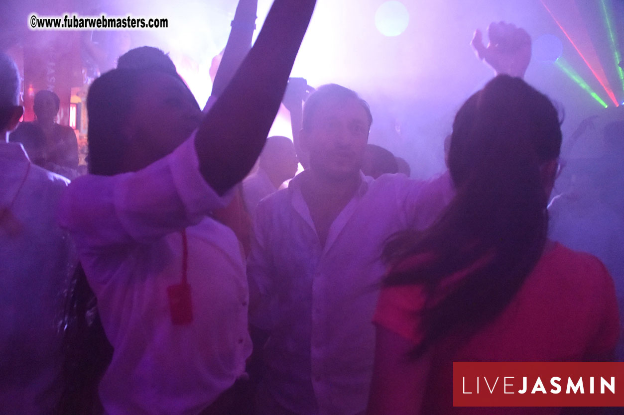 LIVEJASMIN Candy, Closing Party