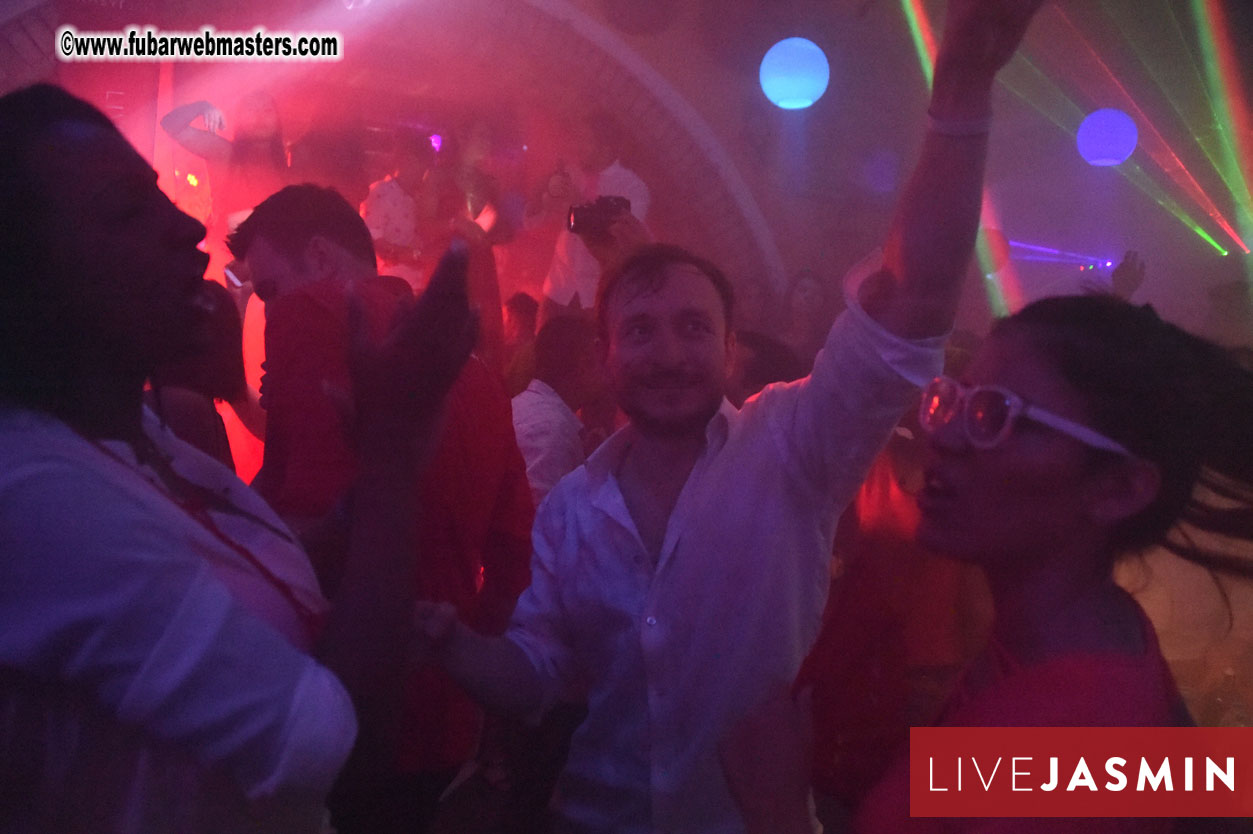 LIVEJASMIN Candy, Closing Party