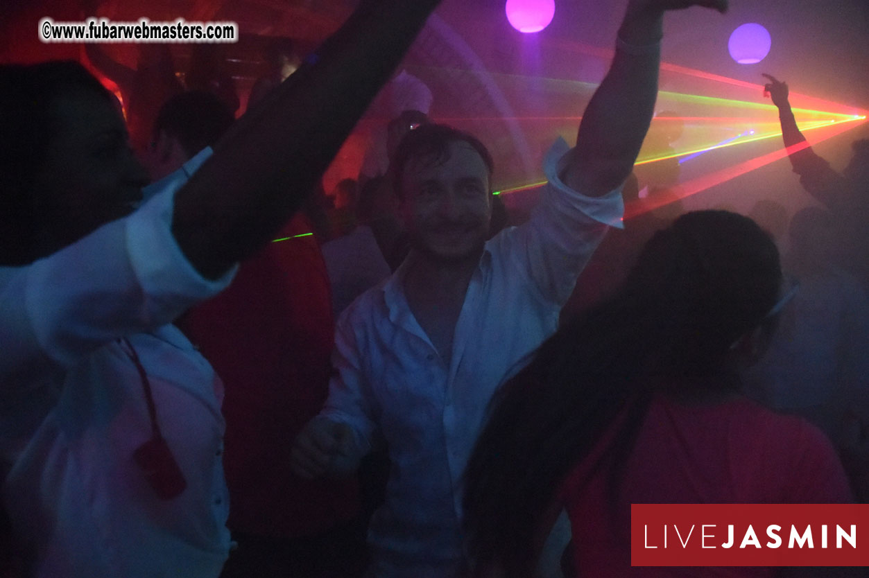 LIVEJASMIN Candy, Closing Party