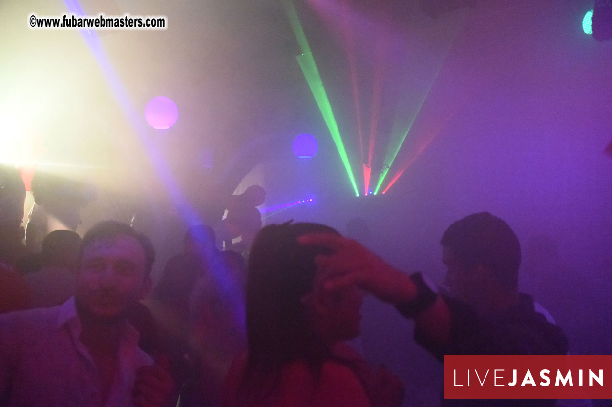 LIVEJASMIN Candy, Closing Party