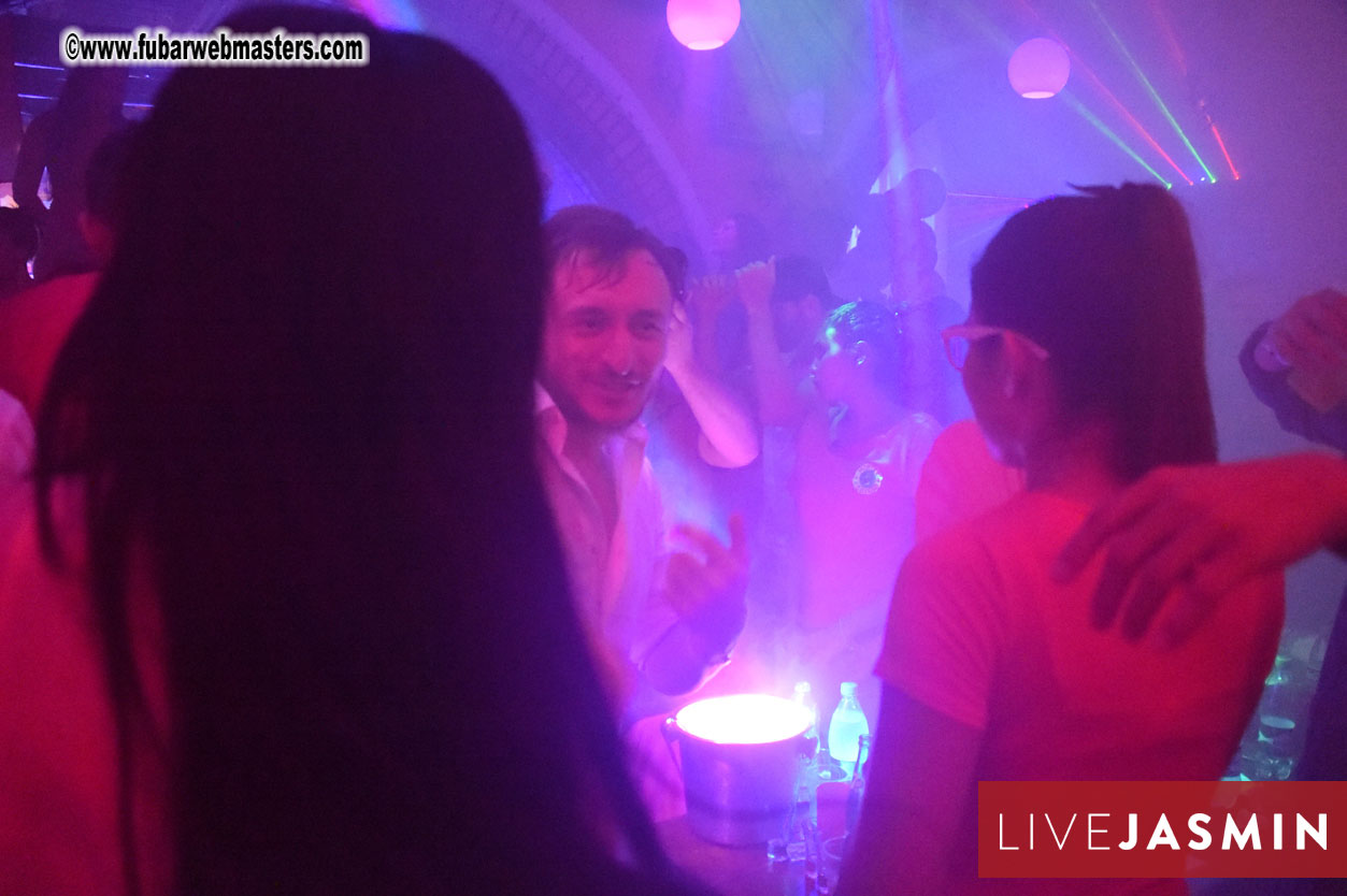 LIVEJASMIN Candy, Closing Party