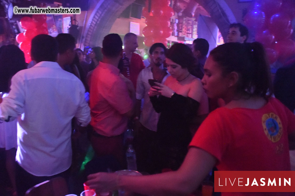 LIVEJASMIN Candy, Closing Party