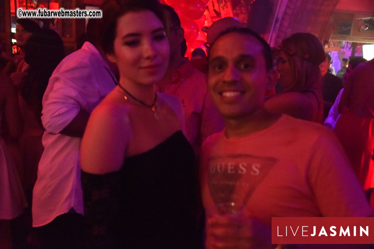 LIVEJASMIN Candy, Closing Party