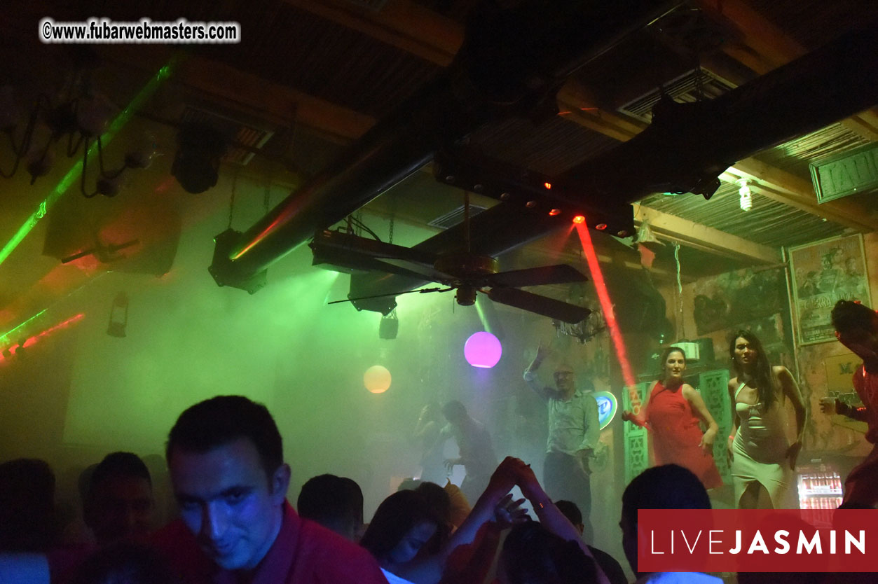 LIVEJASMIN Candy, Closing Party