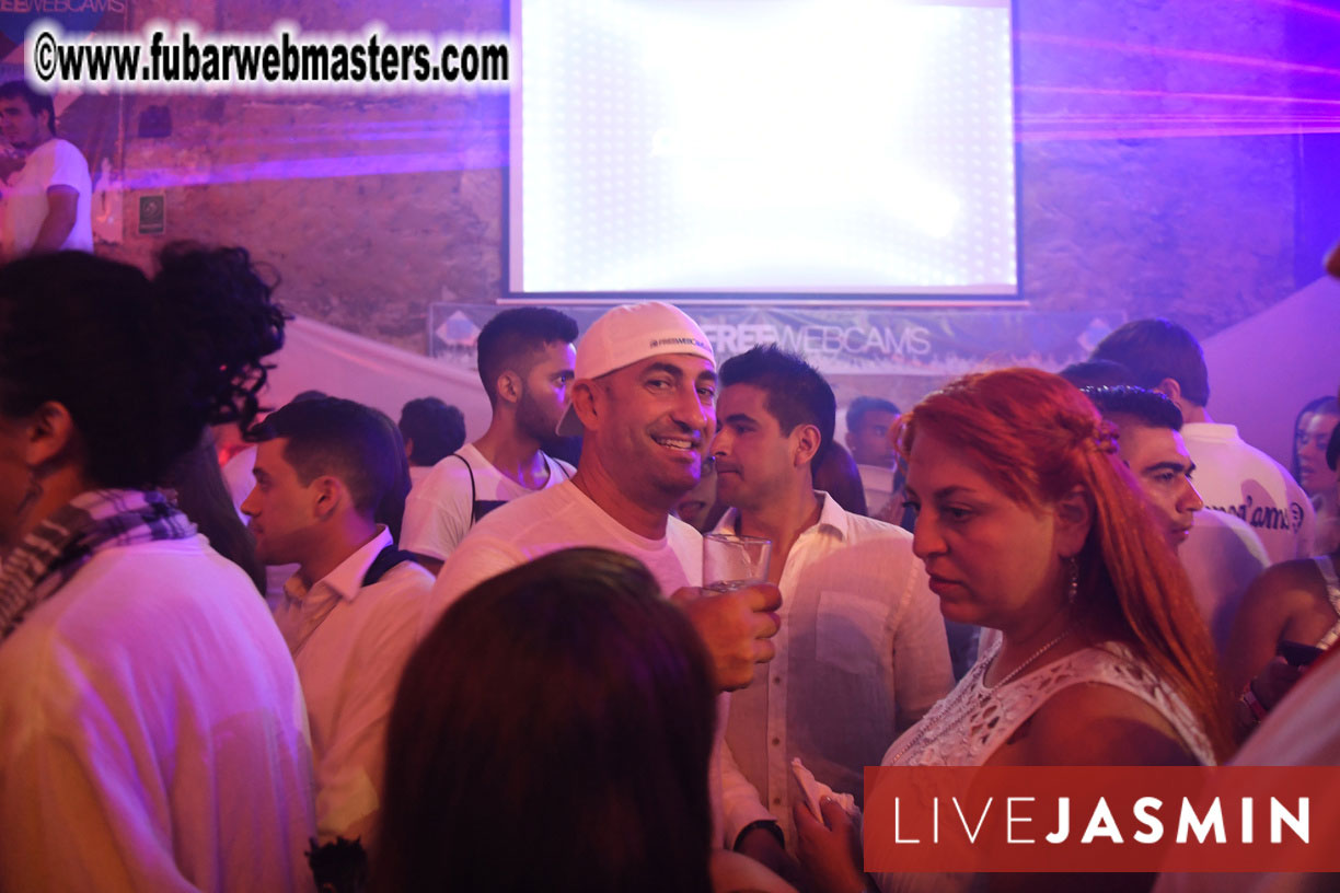 FreeWebCams White Party