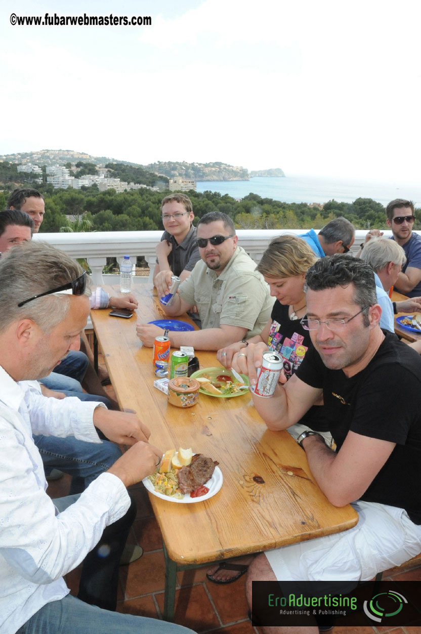 MOMO Afternoon Webmaster Party & BBQ