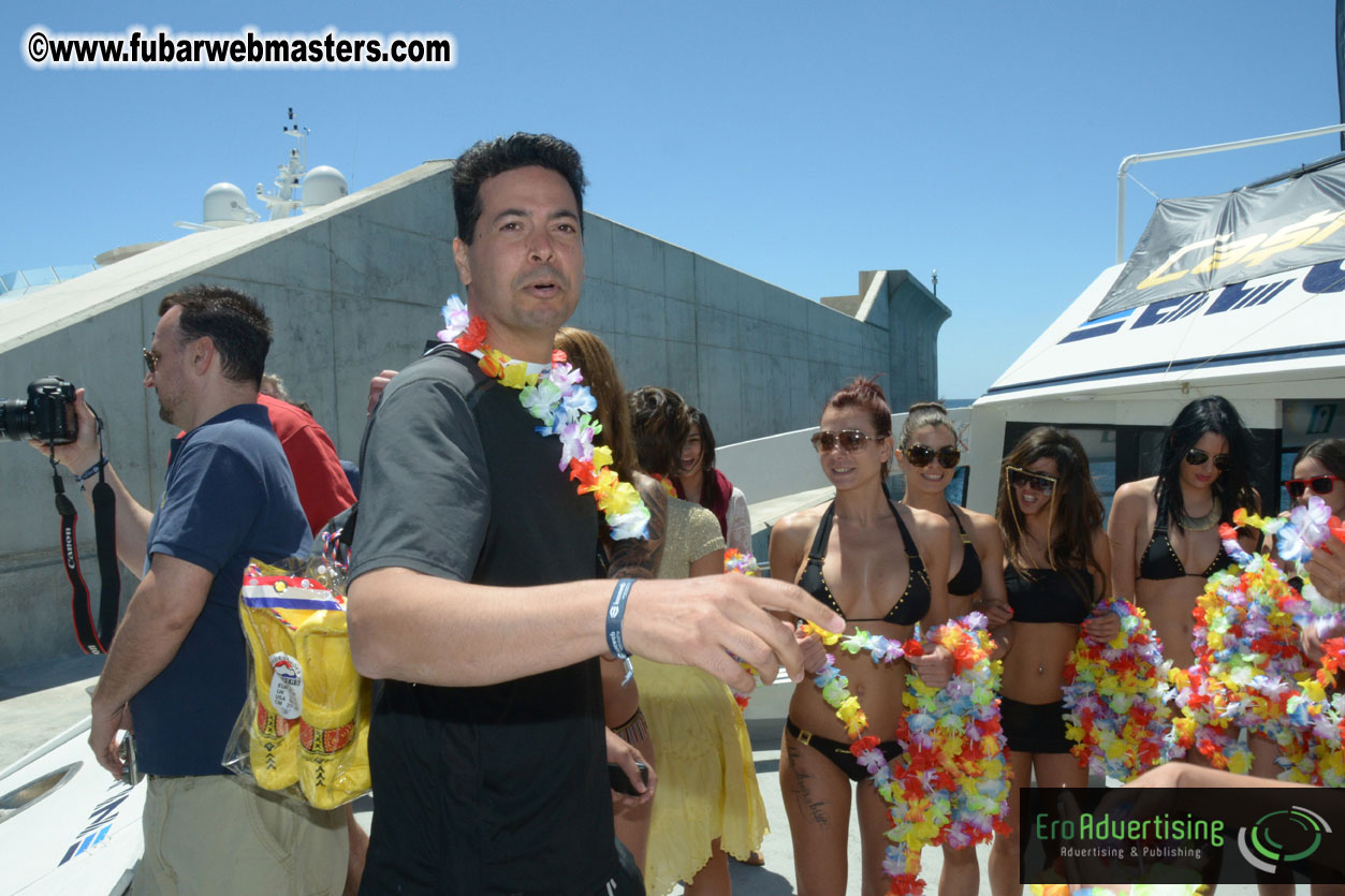 Boat trip with cool drinks & hot girls