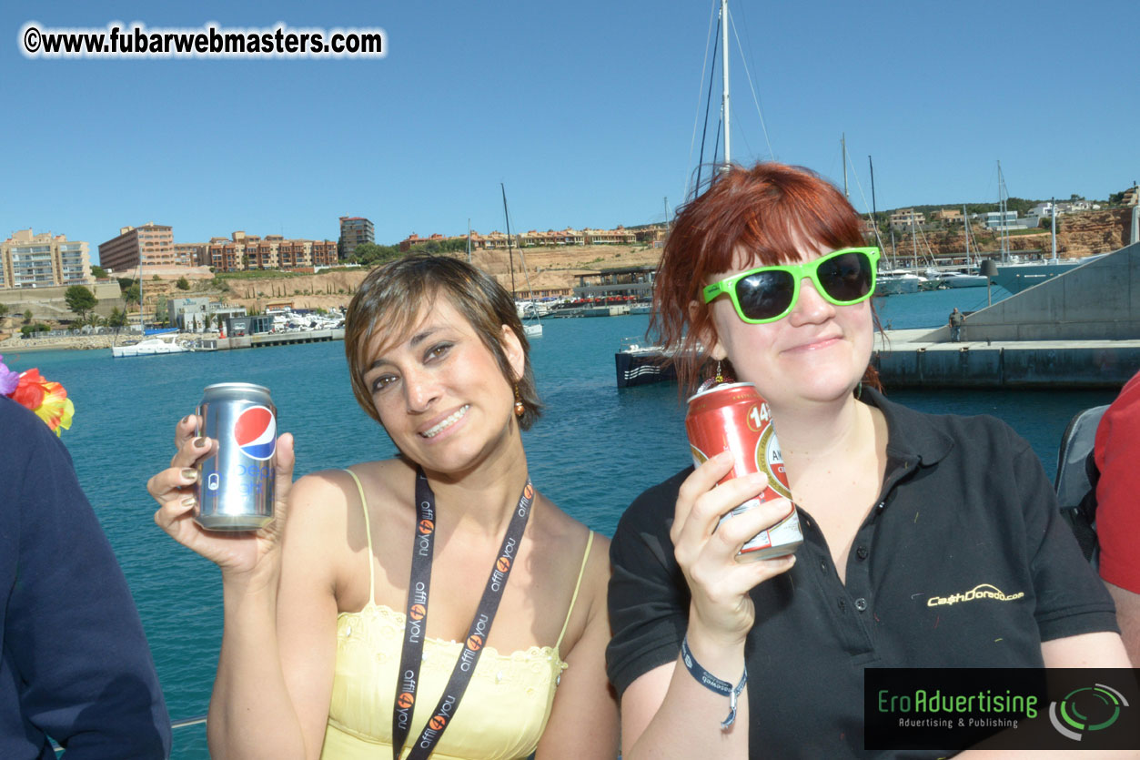 Boat trip with cool drinks & hot girls