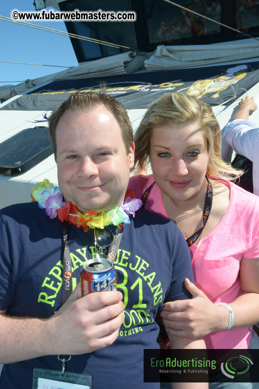 Boat trip with cool drinks & hot girls