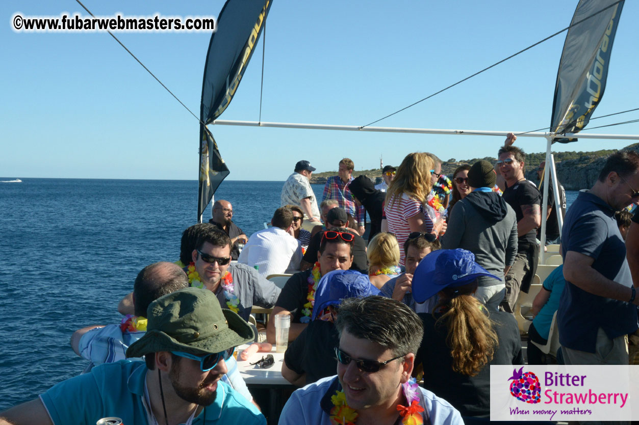 Boat trip with cool drinks & hot girls