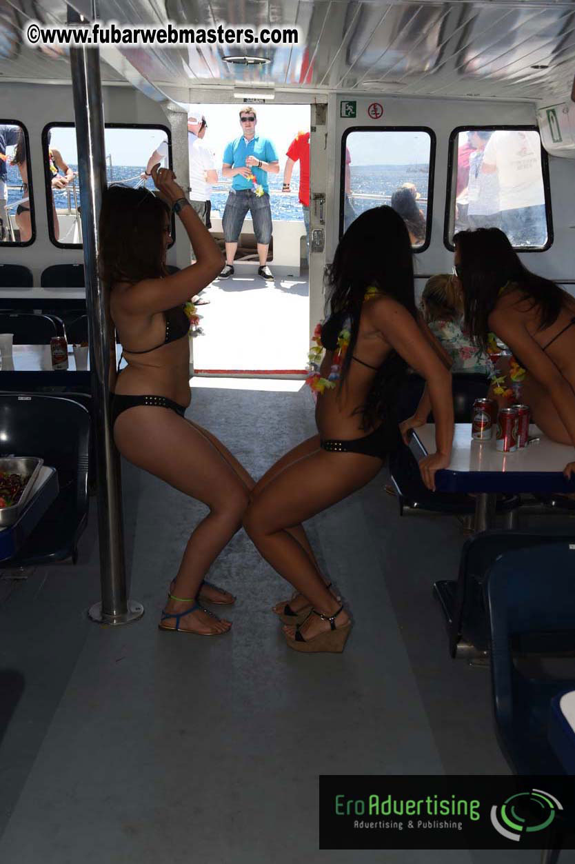 Boattrip with cool drinks & hot girls