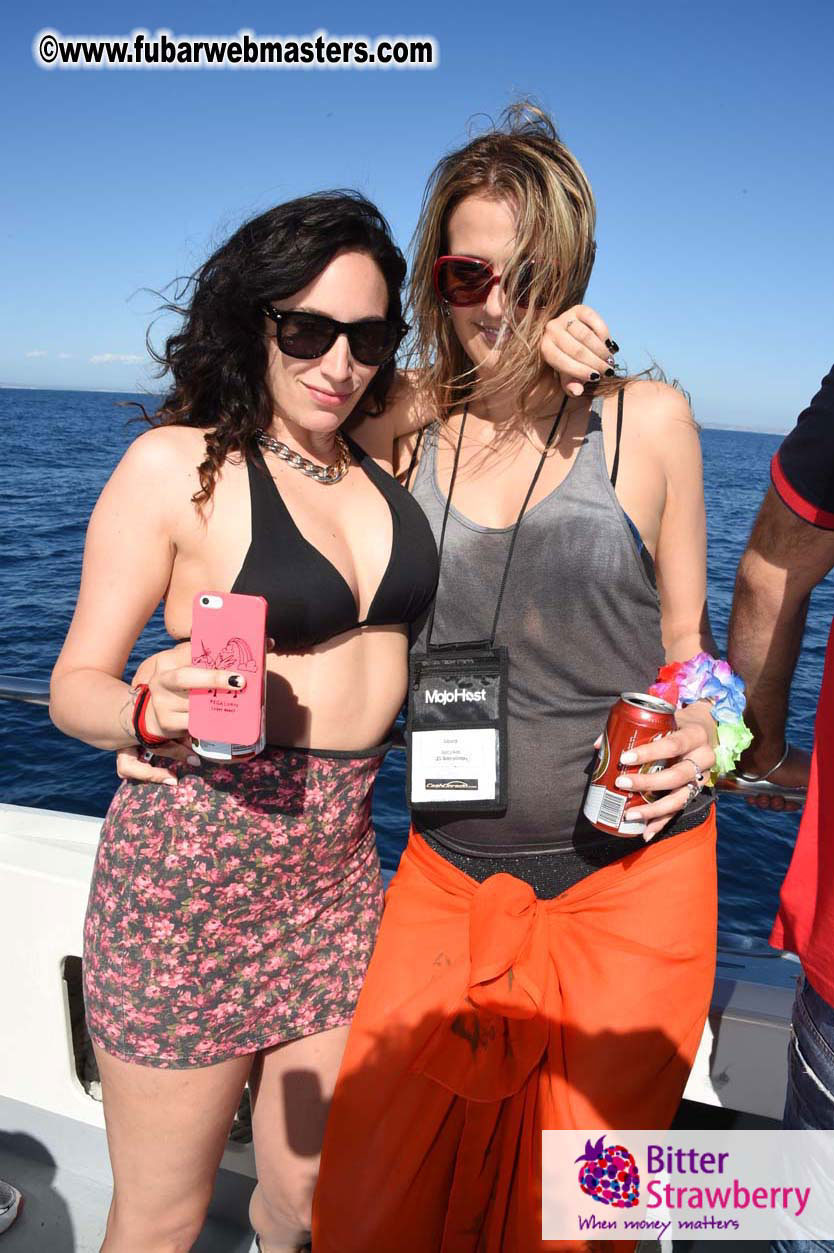 Boattrip with cool drinks & hot girls