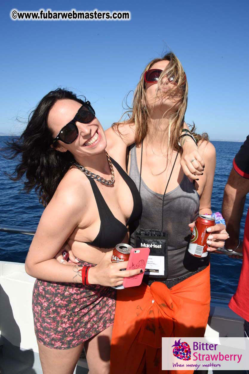 Boattrip with cool drinks & hot girls