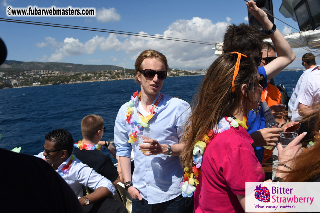 Boat trip with cool drinks & hot girls