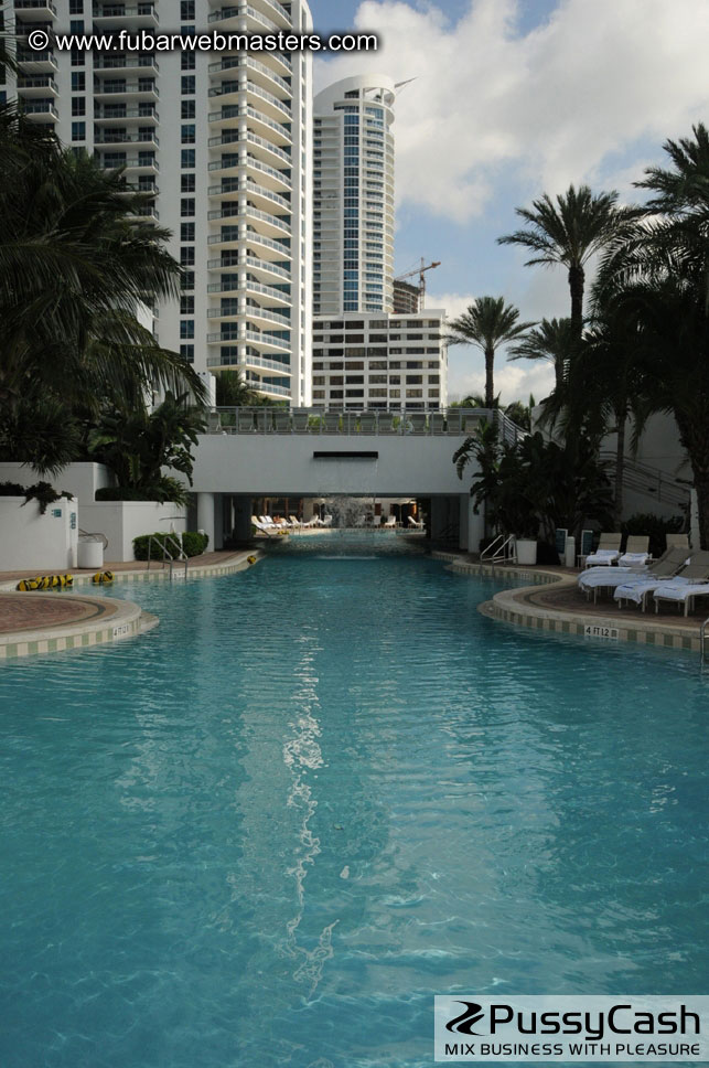 Pool & Cabanas