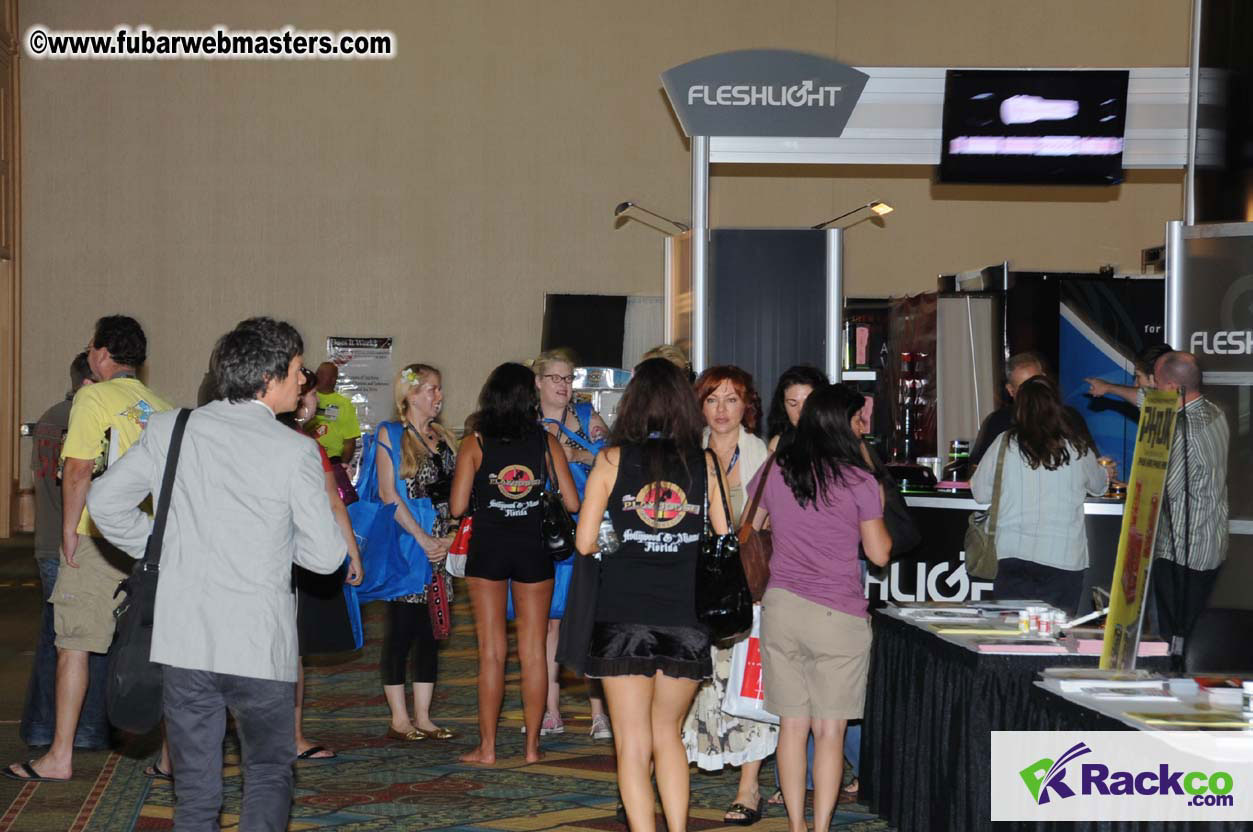 Novelty Exhibit Floor and Demo Lab