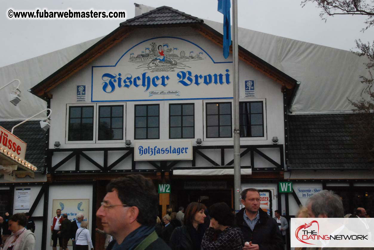 Beer tent seating in the legendary Hacker Festzelt