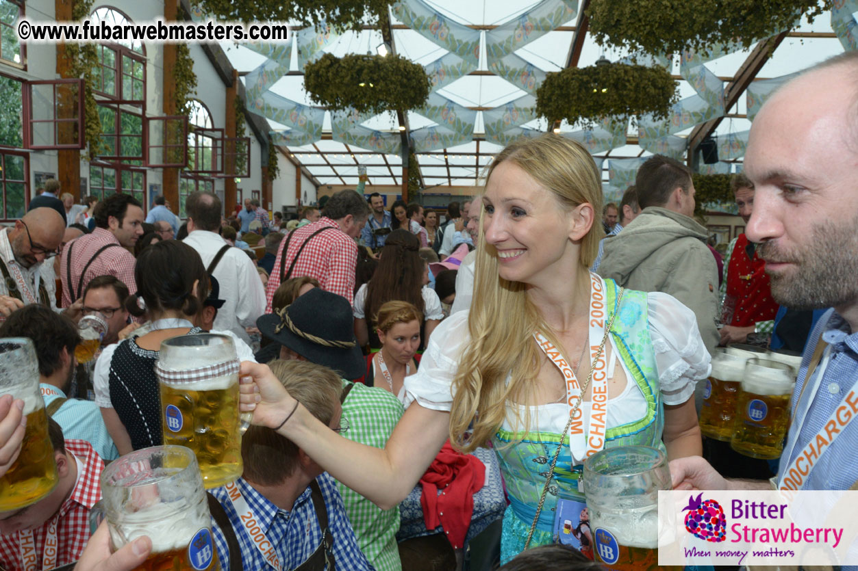 Beer tent seating in the legendary Hofbr?ñu Festze