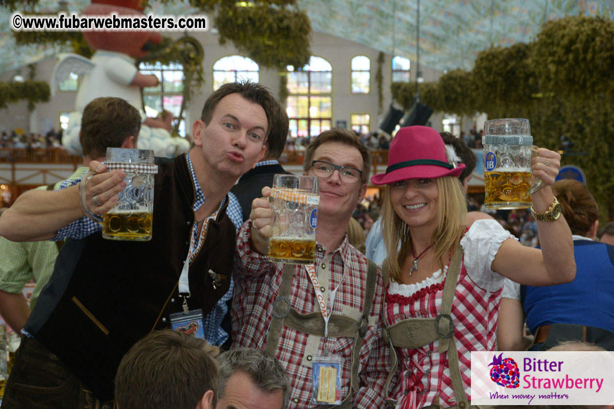 Beer tent seating in the legendary Hofbr?ñu Festze