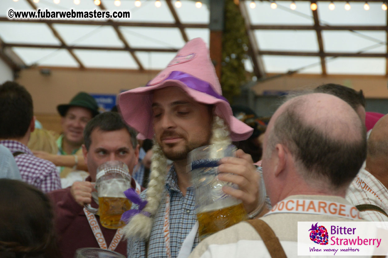 Beer tent seating in the legendary Hofbr?ñu Festze