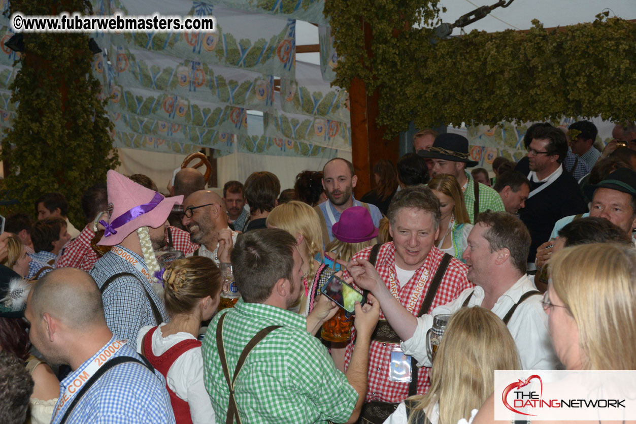 Beer tent seating in the legendary Hofbr?ñu Festze