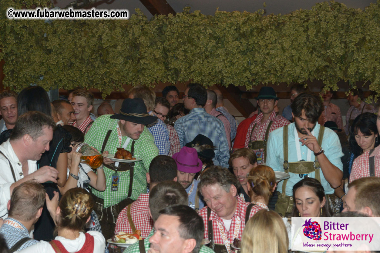 Beer tent seating in the legendary Hofbr?ñu Festze