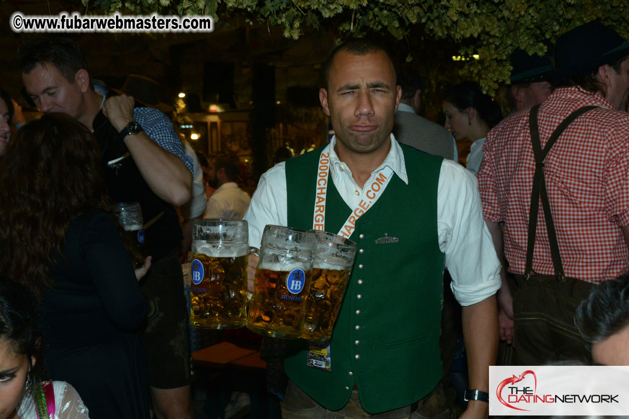 Beer tent seating in the legendary Hofbr?ñu Festze