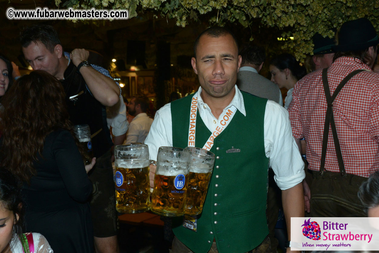 Beer tent seating in the legendary Hofbr?ñu Festze