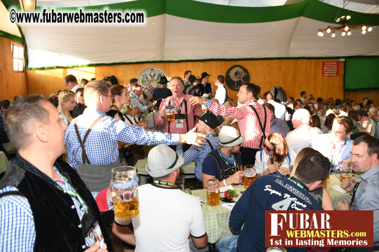 Day1 - Armbrustsch??tzen Beer Tent