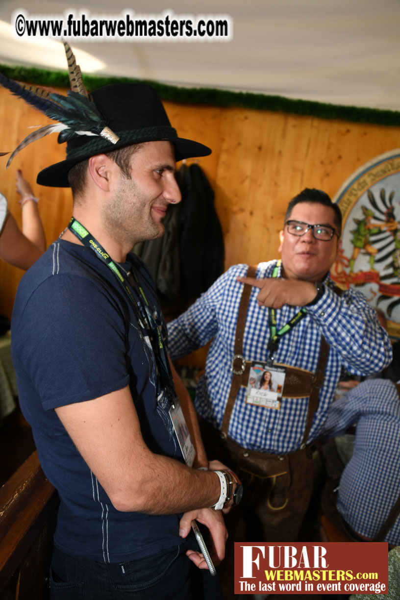 Day1 - Armbrustsch??tzen Beer Tent