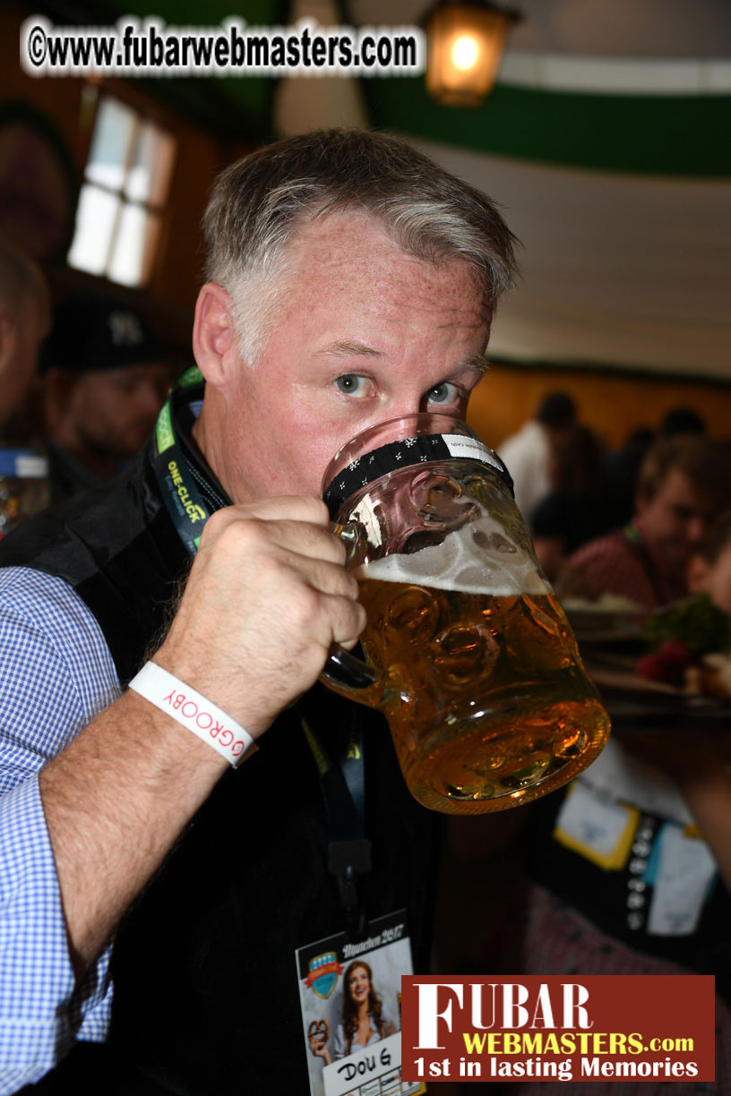 Day1 - Armbrustsch??tzen Beer Tent