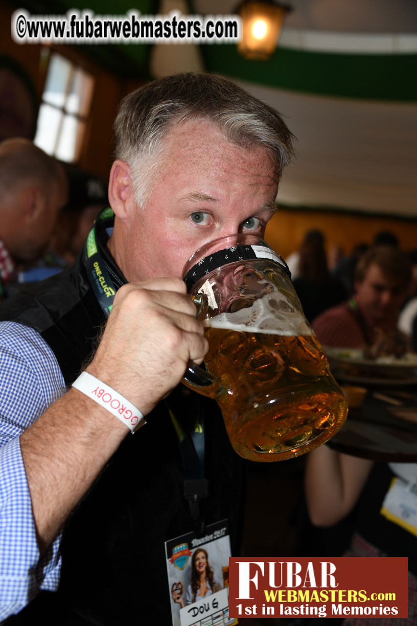 Day1 - Armbrustsch??tzen Beer Tent