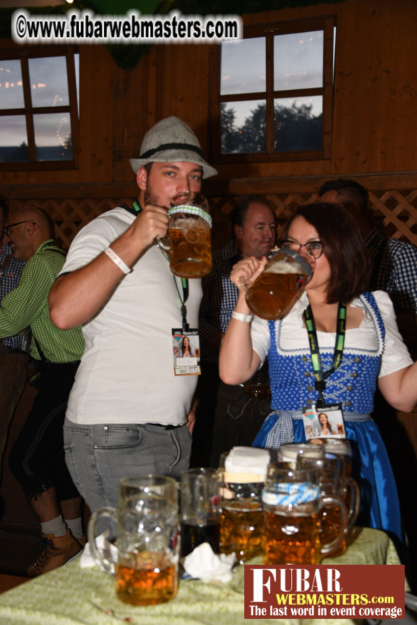 Day1 - Armbrustsch??tzen Beer Tent