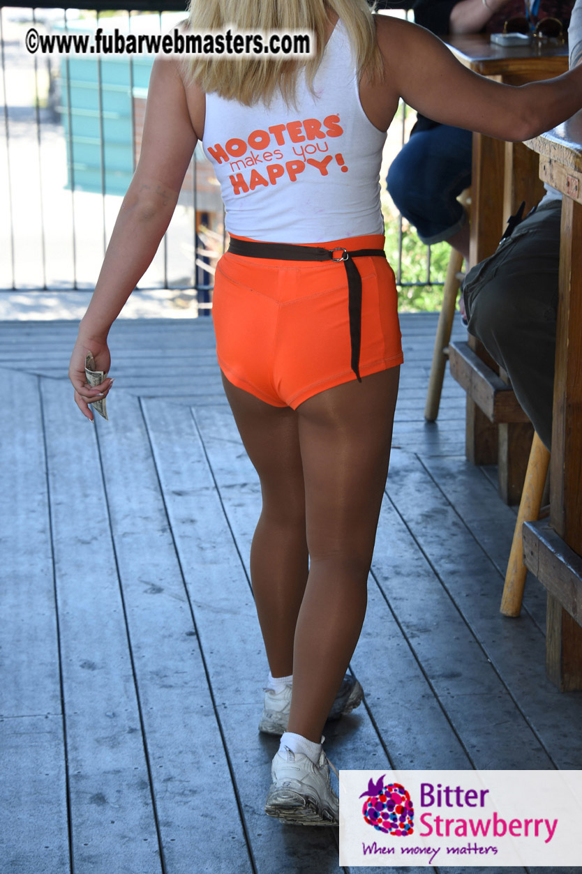 Hooters Happy Hour