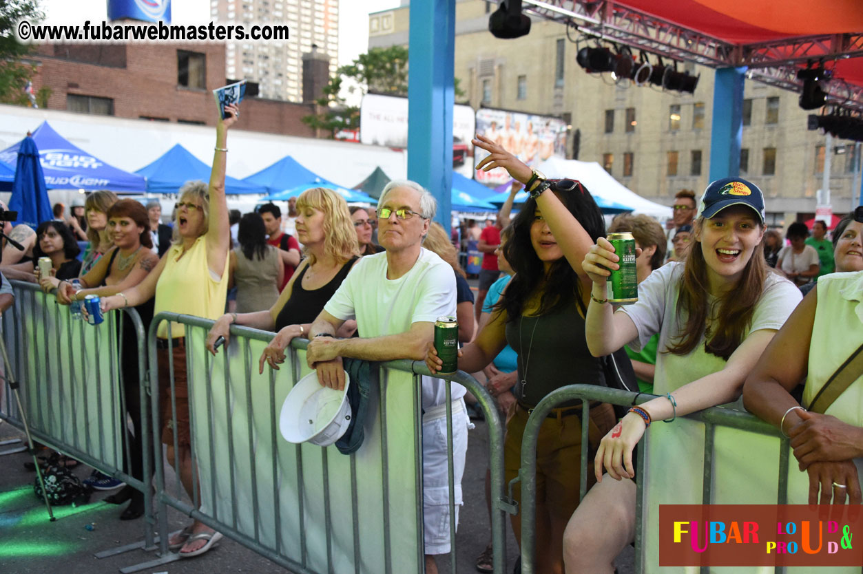 DECADES @ the Bud Light South Stage