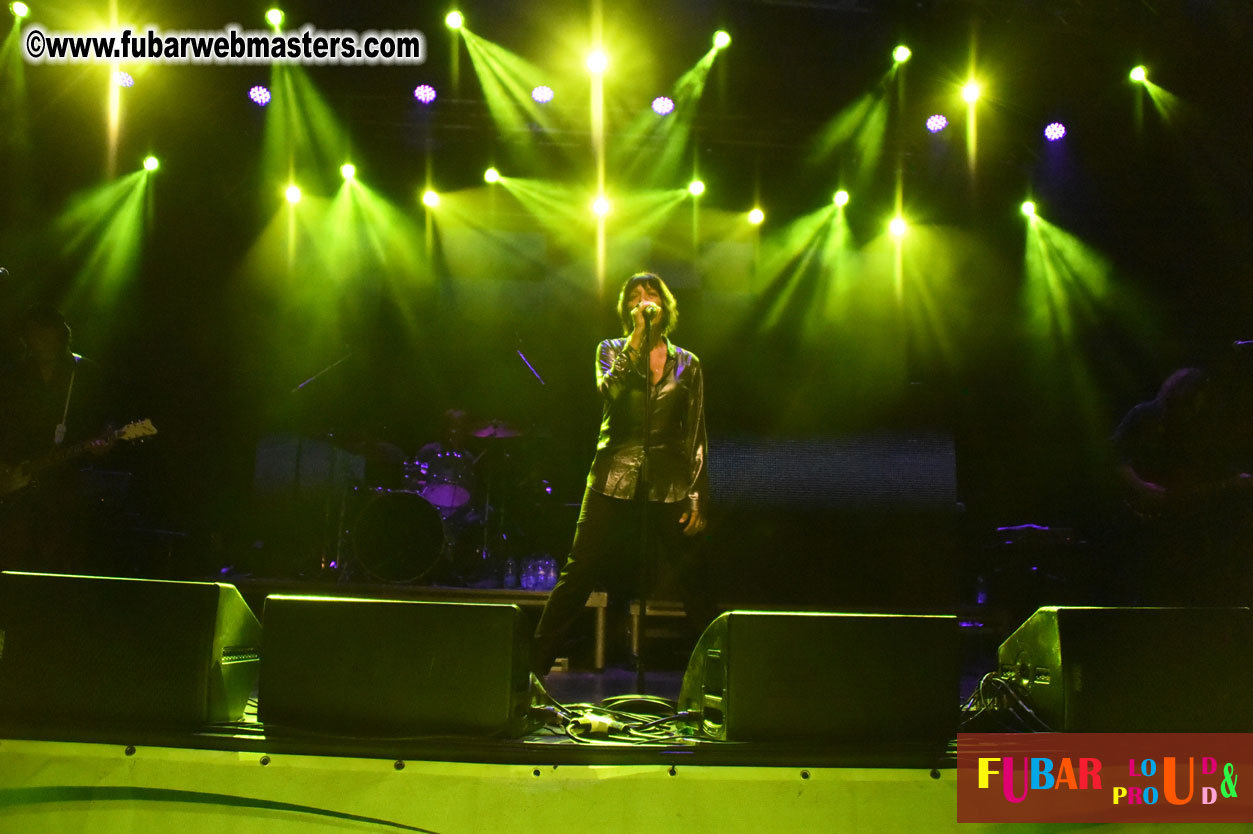 DECADES @ the Bud Light South Stage