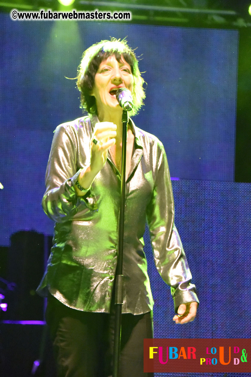 DECADES @ the Bud Light South Stage