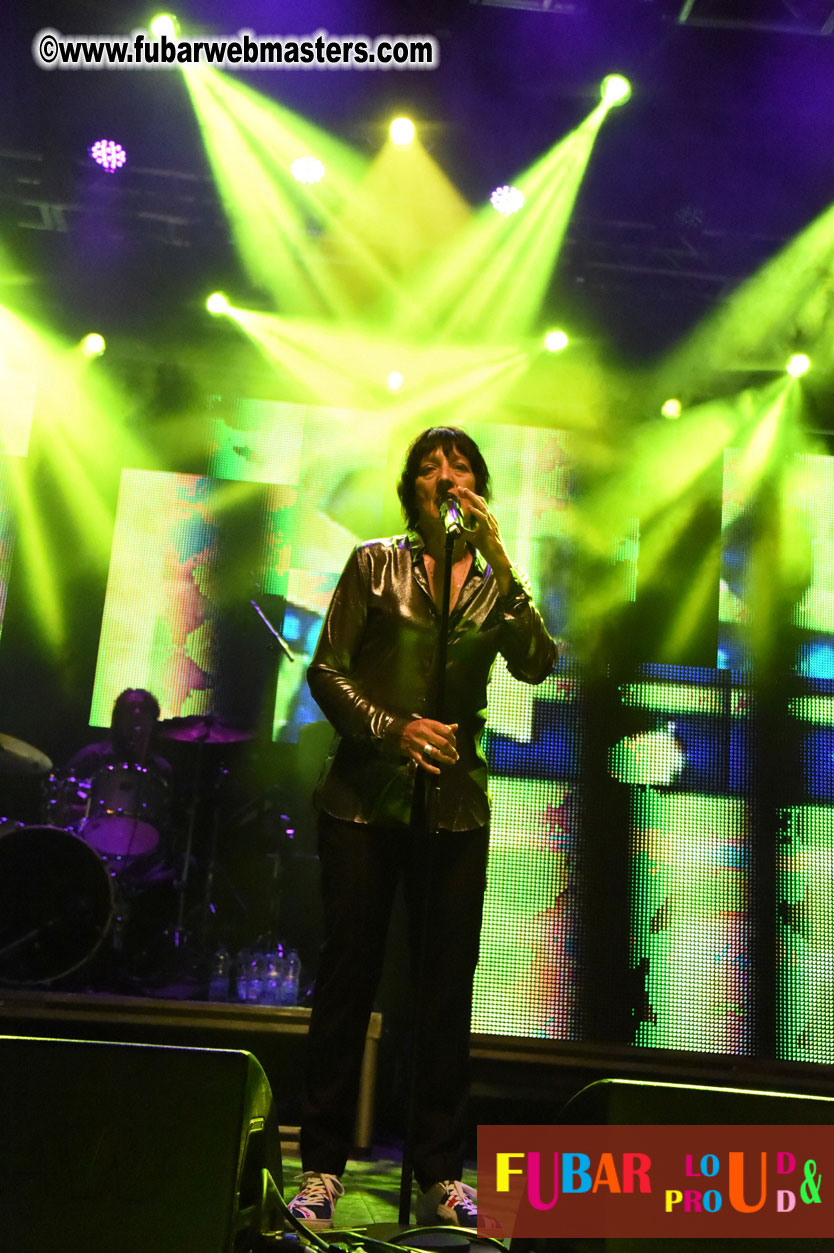 DECADES @ the Bud Light South Stage