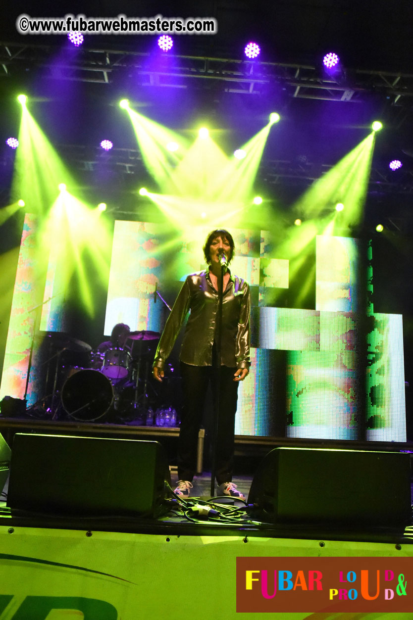 DECADES @ the Bud Light South Stage