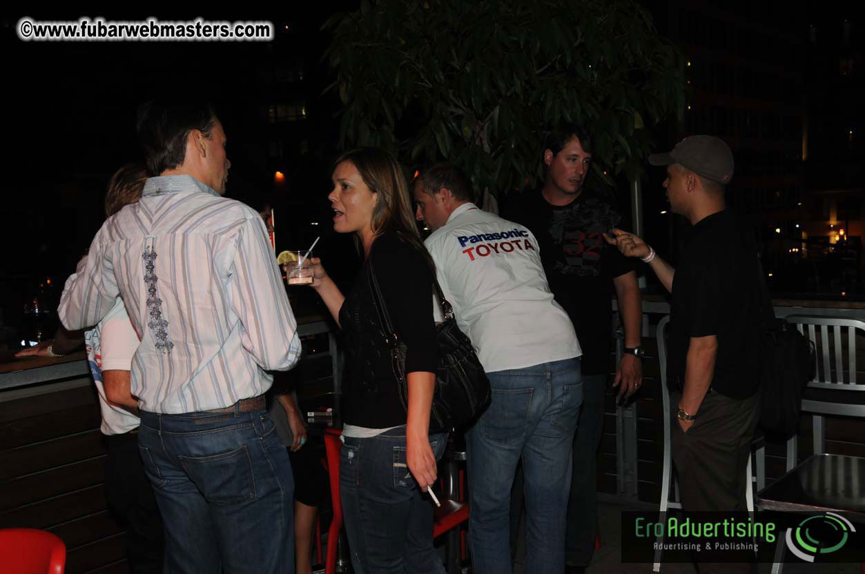 Qwebec Warm Up Gathering @ Newtown