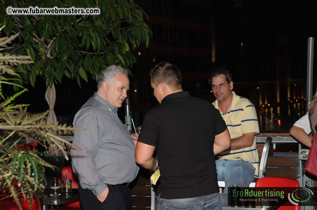 Qwebec Warm Up Gathering @ Newtown