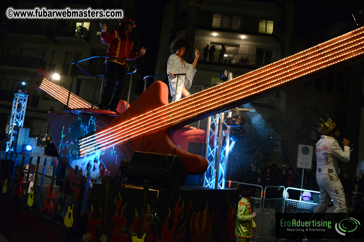 Pre-Show Carnival Parade at TES Sitges