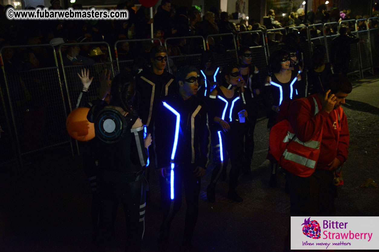 Pre-Show Carnival Parade at TES Sitges