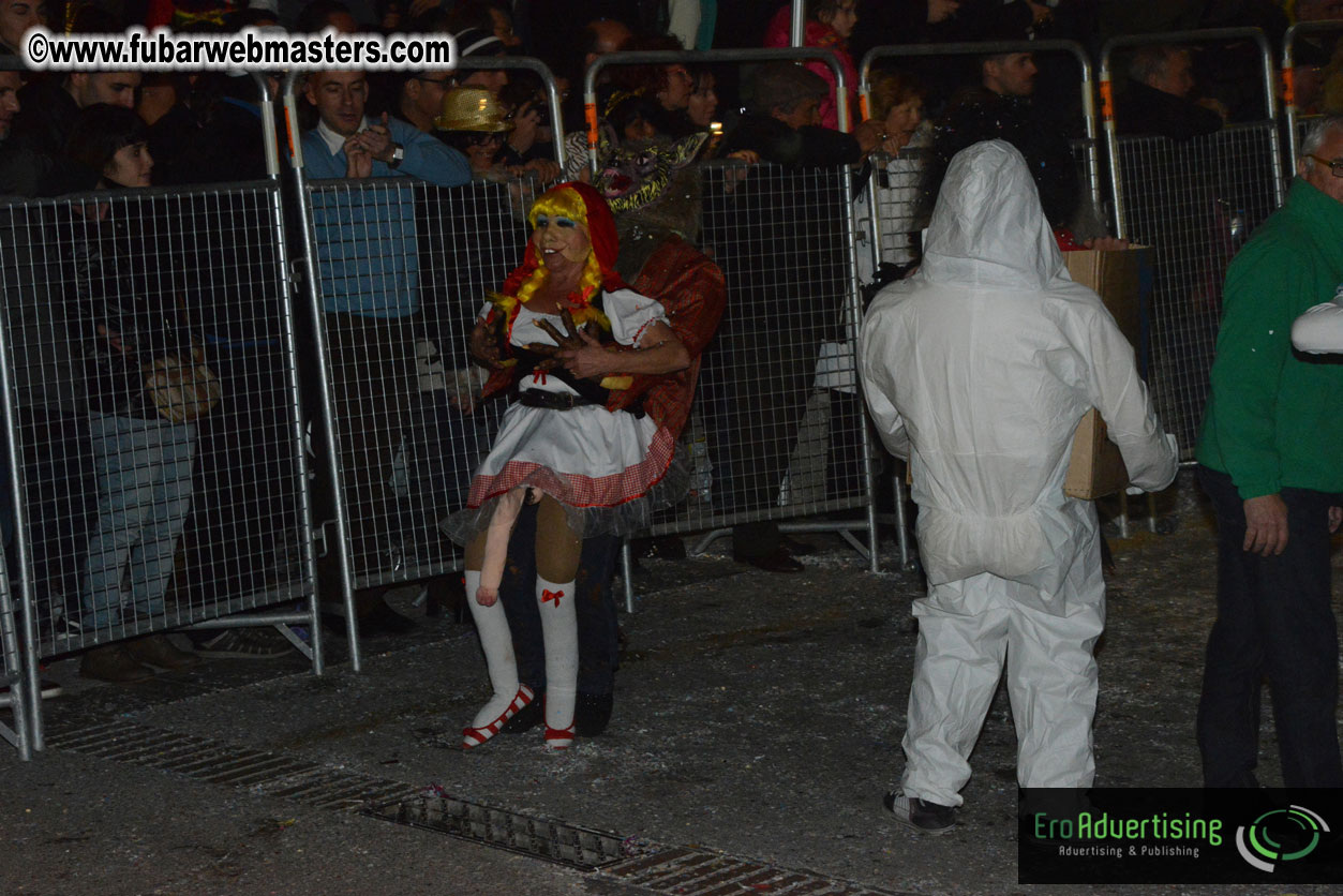 Pre-Show Carnival Parade at TES Sitges