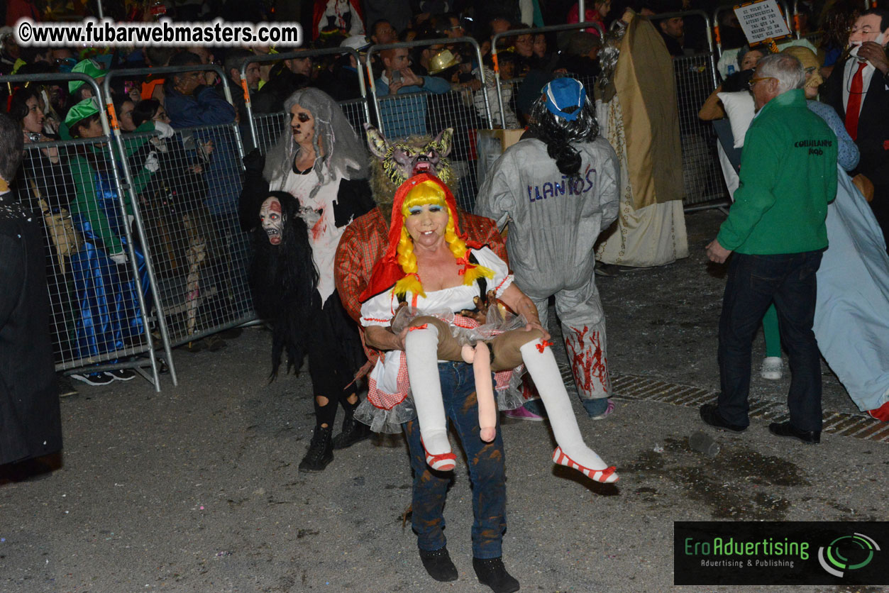 Pre-Show Carnival Parade at TES Sitges