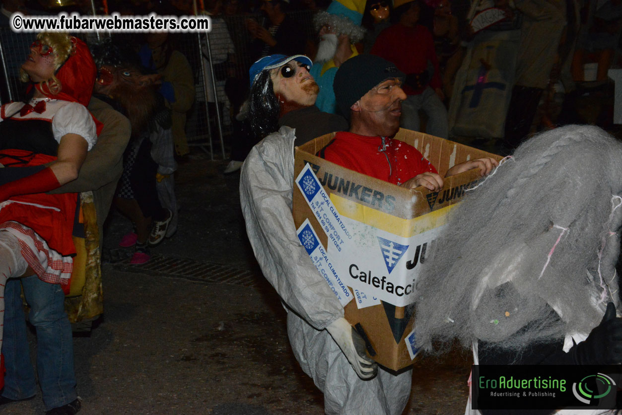 Pre-Show Carnival Parade at TES Sitges