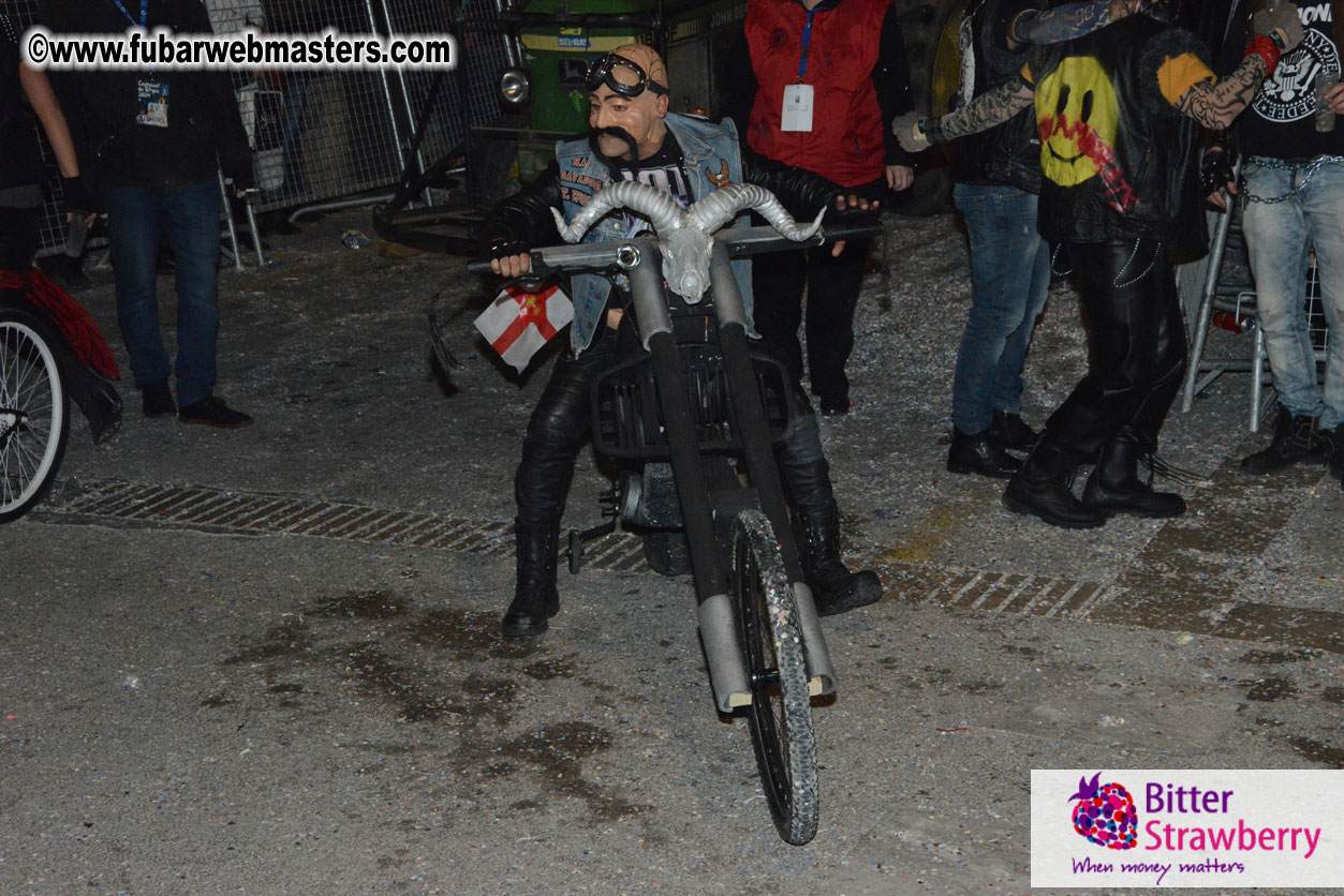 Pre-Show Carnival Parade at TES Sitges